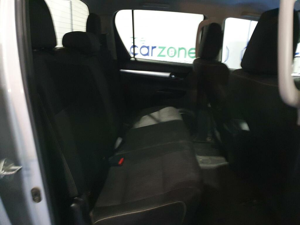 Toyota HILUX D-4d Active Tipper Double White #14