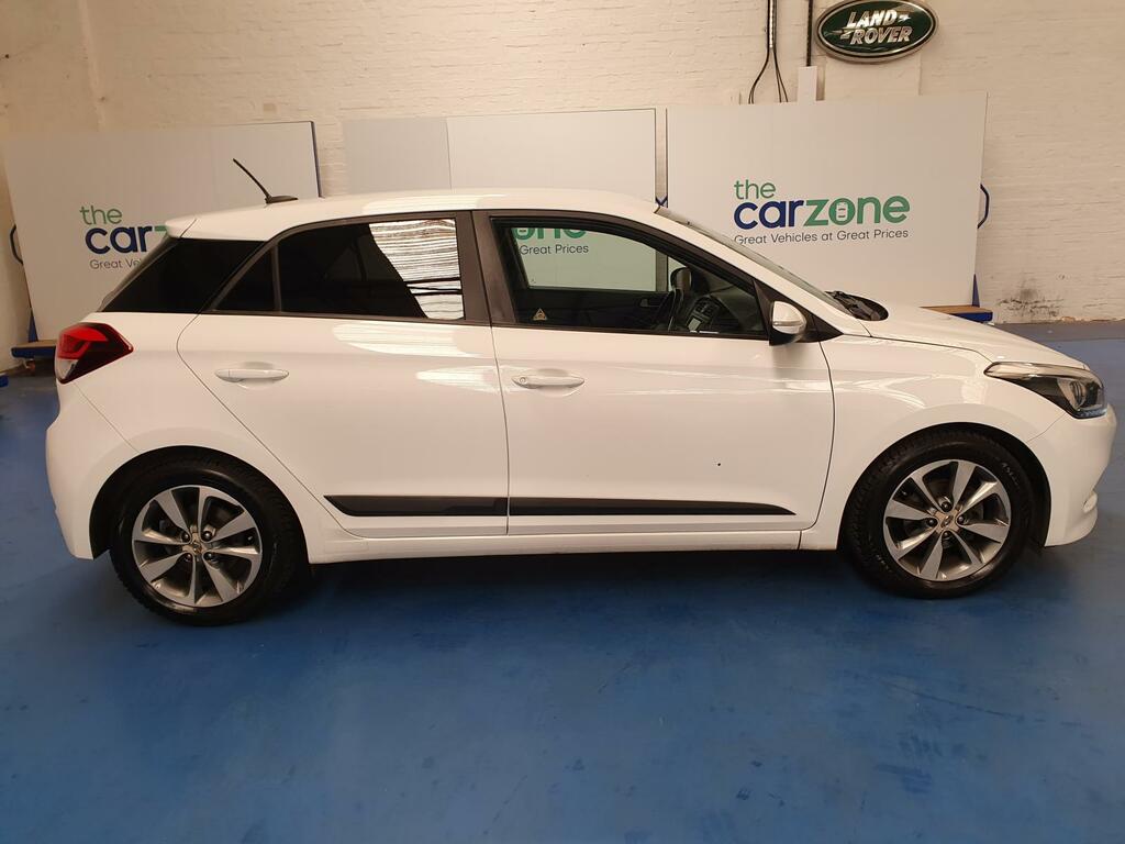 Hyundai I20 Mpi Premium Nav White #2