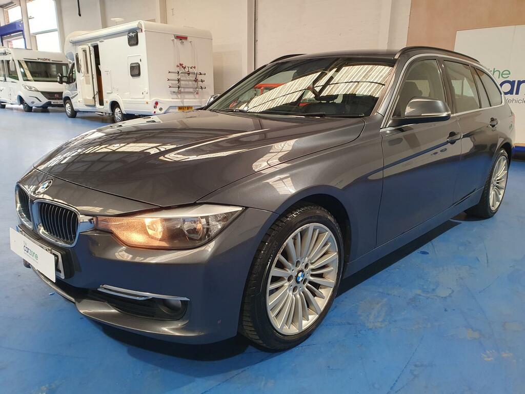 BMW 3 Series Hatchback White #10