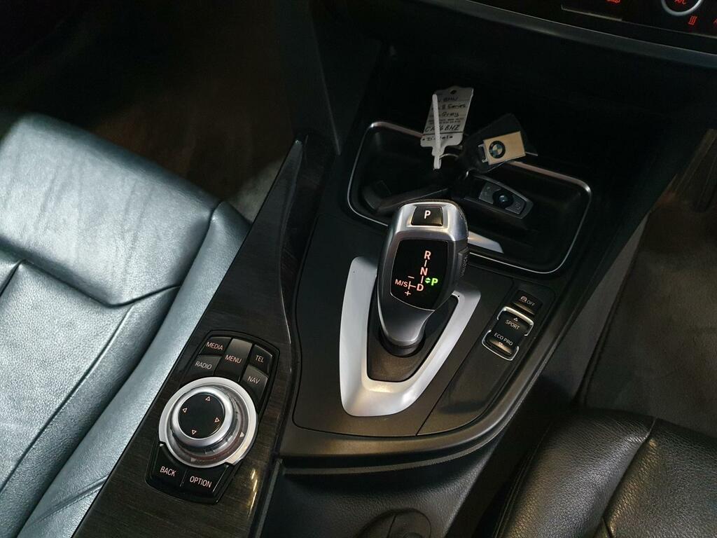 BMW 3 Series Hatchback White #17