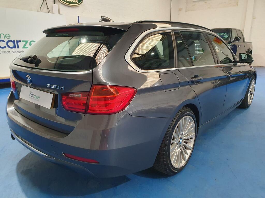 BMW 3 Series Hatchback White #3