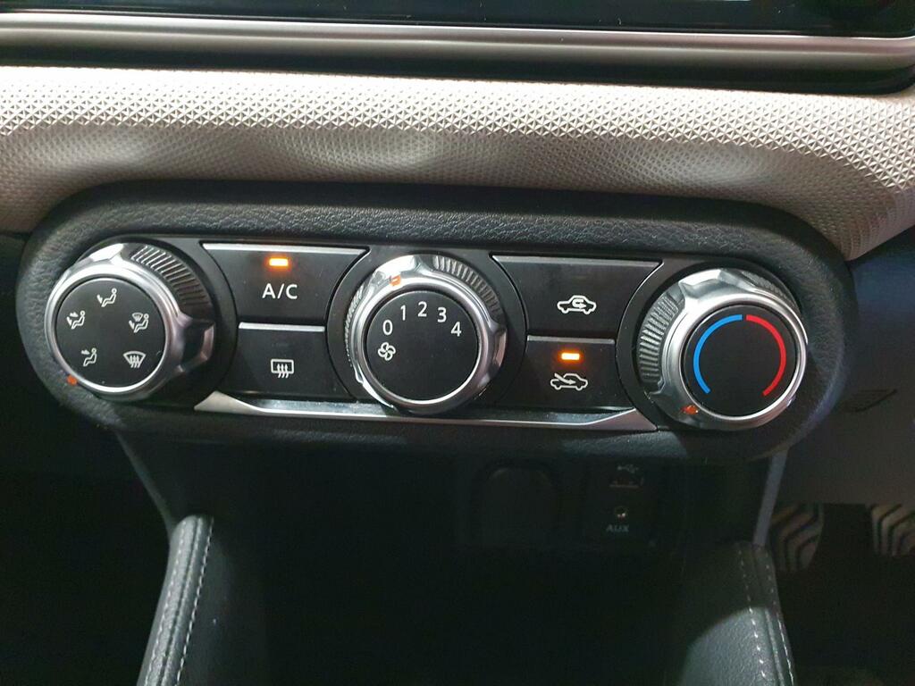 Nissan Micra Dci N-connecta Red #13