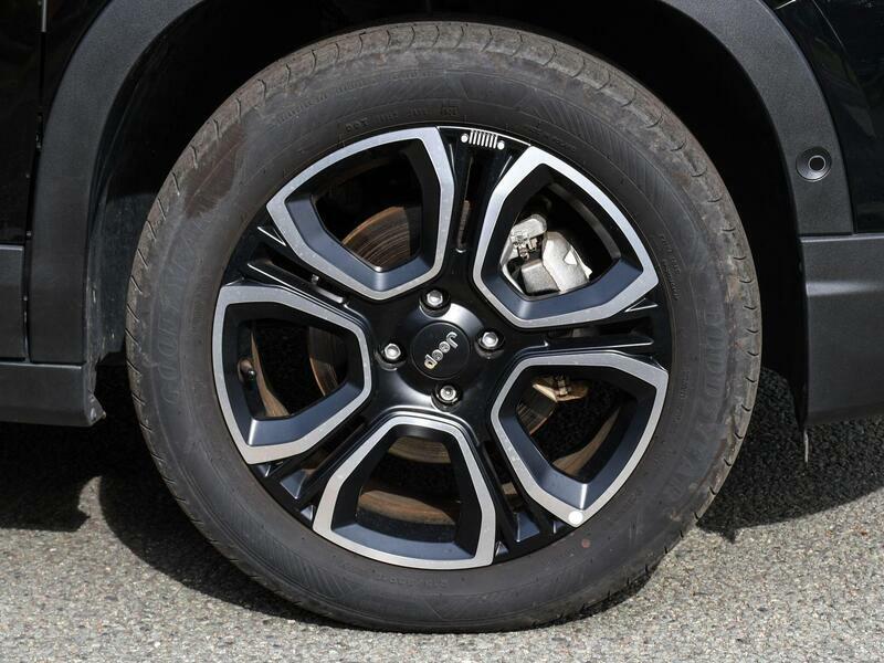 Jeep Avenger 54Kwh E-summit WO74FLF Black #4