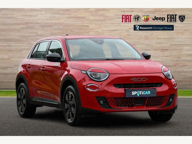 Fiat 600 1.2 Mhev Suv Hybrid E-dct Euro 6 Ss Red
