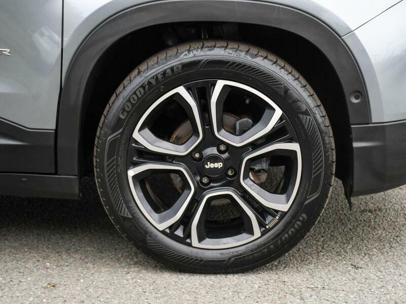 Jeep Avenger 1.2 Summit Suv Euro 6 Ss 100 WR25OYJ Grey #4