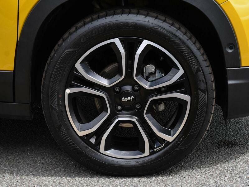 Jeep Avenger 1.2 Summit Suv Euro 6 Ss 100 WM25KGZ Yellow #4