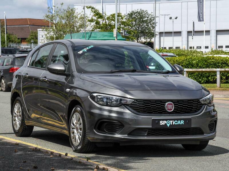 Fiat Tipo 1.4 Mpi Easy Hatchback Euro 6 9 Grey
