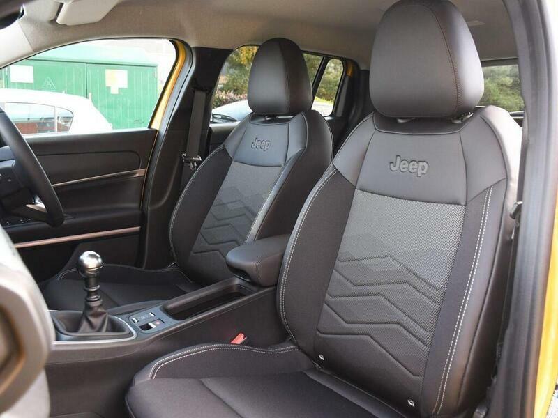 Jeep Avenger 1.2 Summit Suv Euro 6 Ss 100 WM25HMU Yellow #2