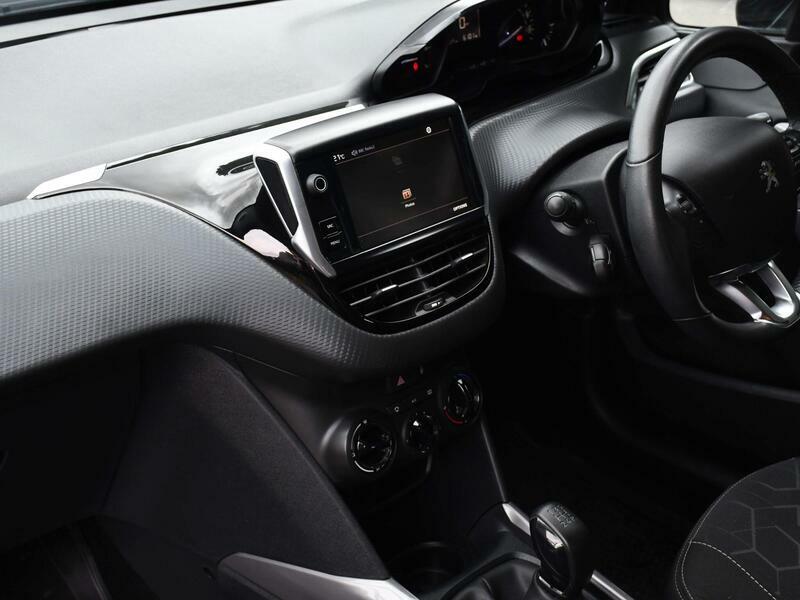 Peugeot 2008 1.2I Puretech Allure Premium Sat Nav Ac Panor Grey #5