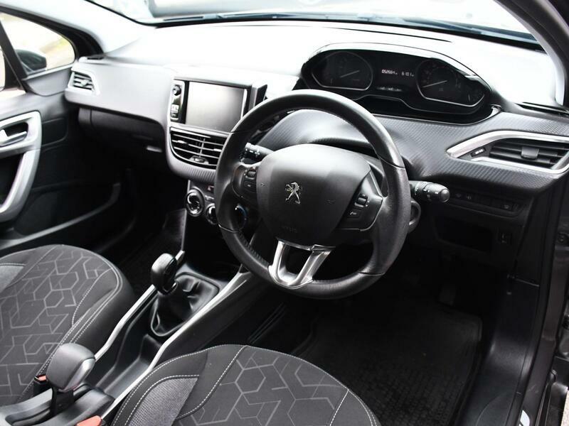 Peugeot 2008 1.2I Puretech Allure Premium Sat Nav Ac Panor Grey #3