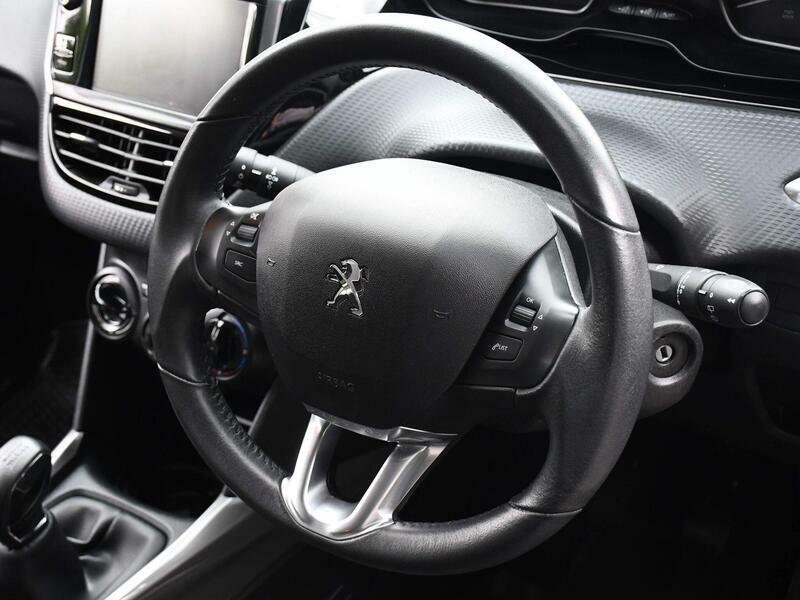 Peugeot 2008 1.2I Puretech Allure Premium Sat Nav Ac Panor Grey #8
