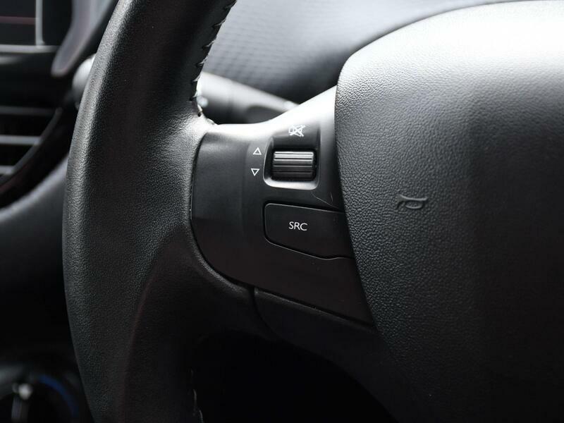 Peugeot 2008 1.2I Puretech Allure Premium Sat Nav Ac Panor Grey #25