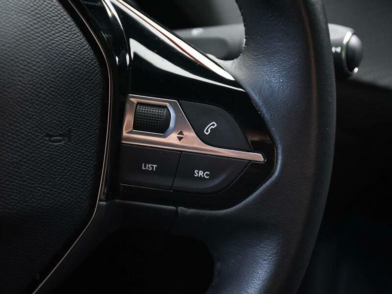 Peugeot 2008 2024 Peugeot 2008 1.2 Pt Active Ss Grey #28