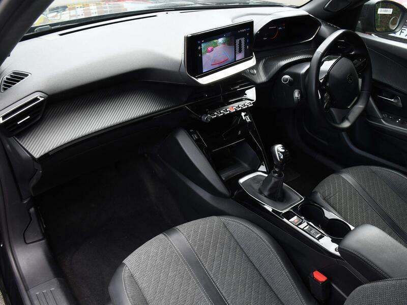 Peugeot 2008 1.2 Puretech Allure Suv Euro 6 Black #5