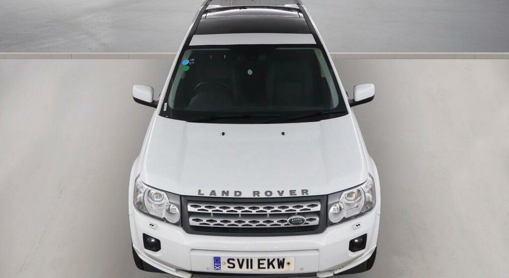 Land Rover Freelander 2 Hse White #2