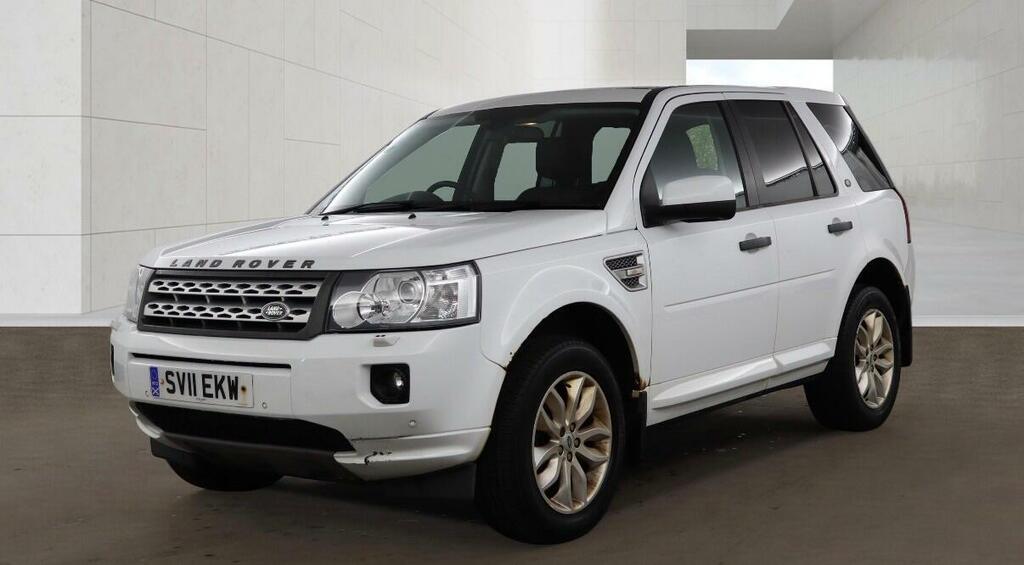 Land Rover Freelander 2 Hse White #3