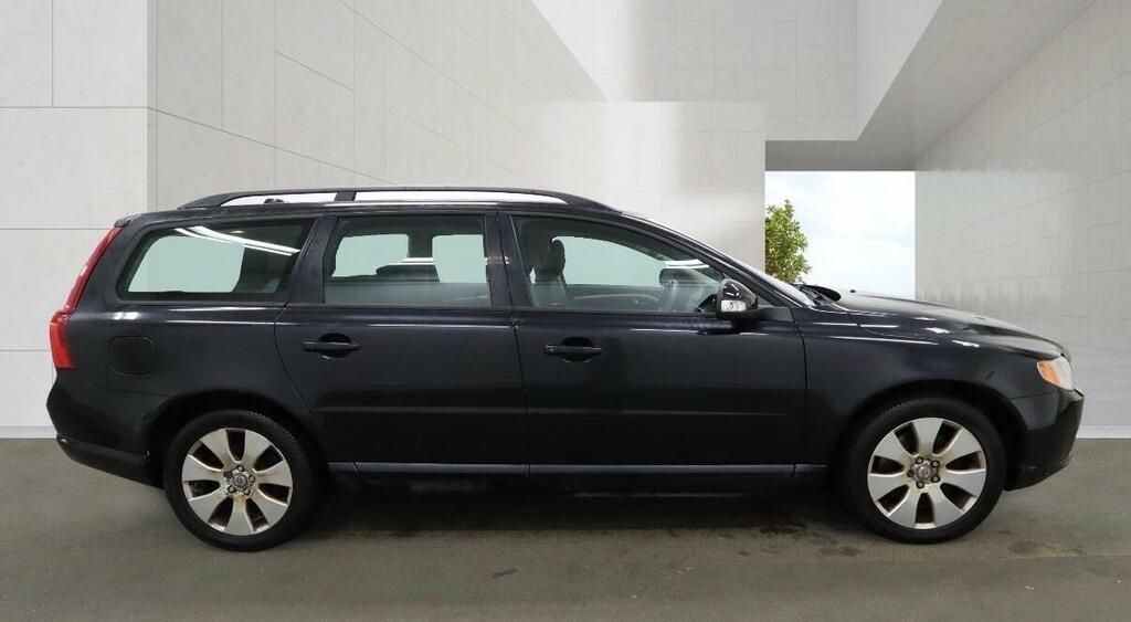 Volvo V70 Se Black #5