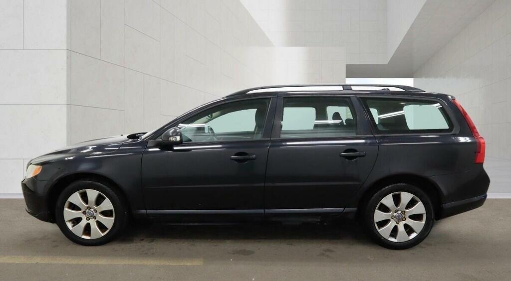 Volvo V70 Se Black #6