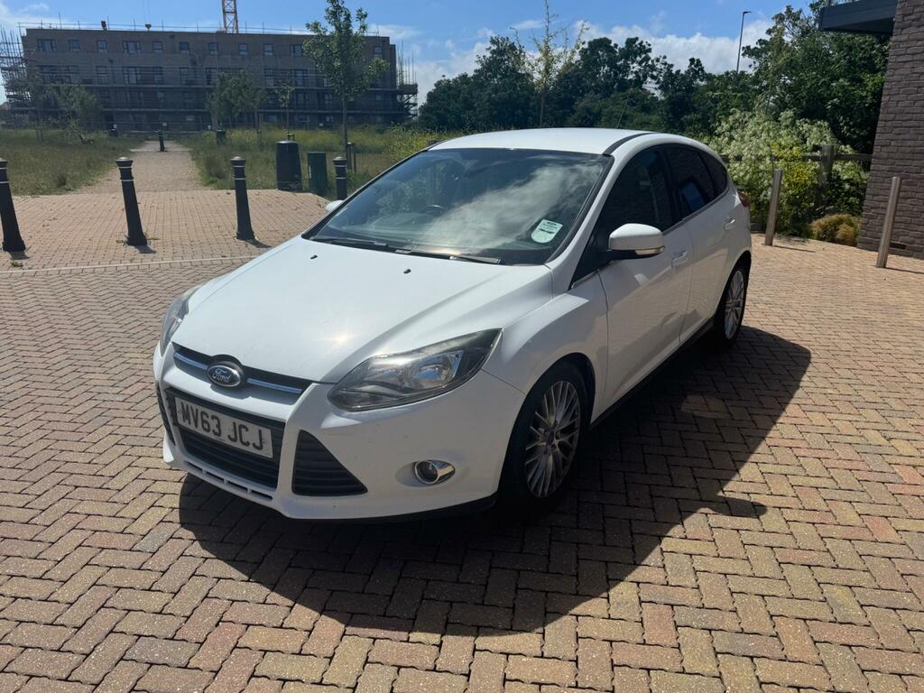Ford Focus 1.6 Tdci Zetec Euro 5 Ss MV63JCJ White #3