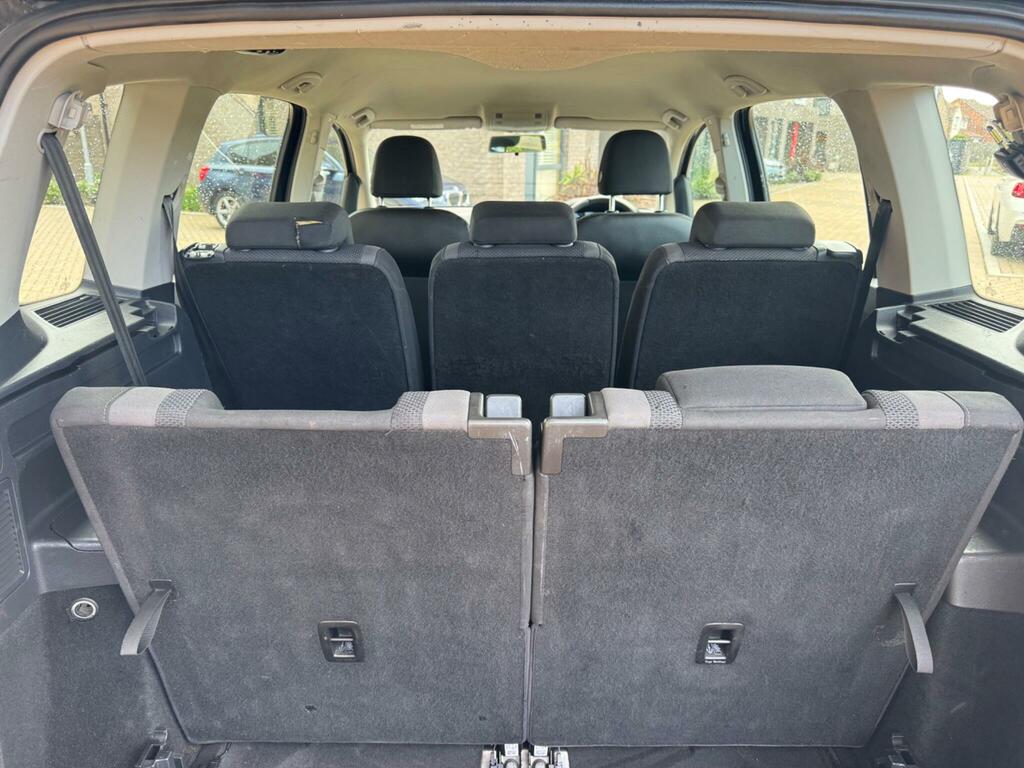 Volkswagen Touran Se Silver #32