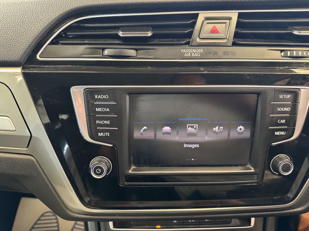 Volkswagen Touran Se Silver #27
