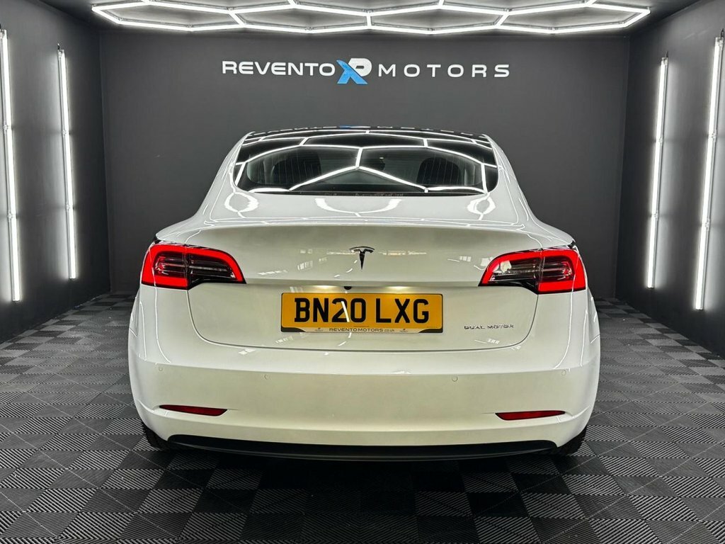 Tesla Model 3 Saloon BN20LXG White #4