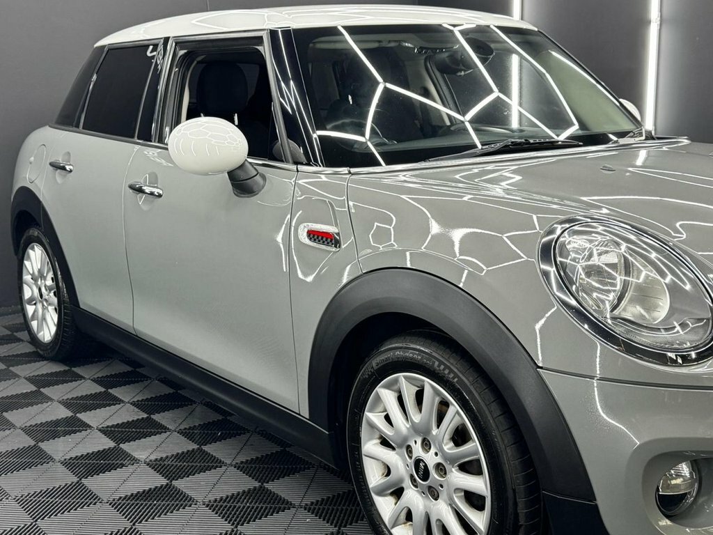 Mini Hatch 1.2 One Black #17