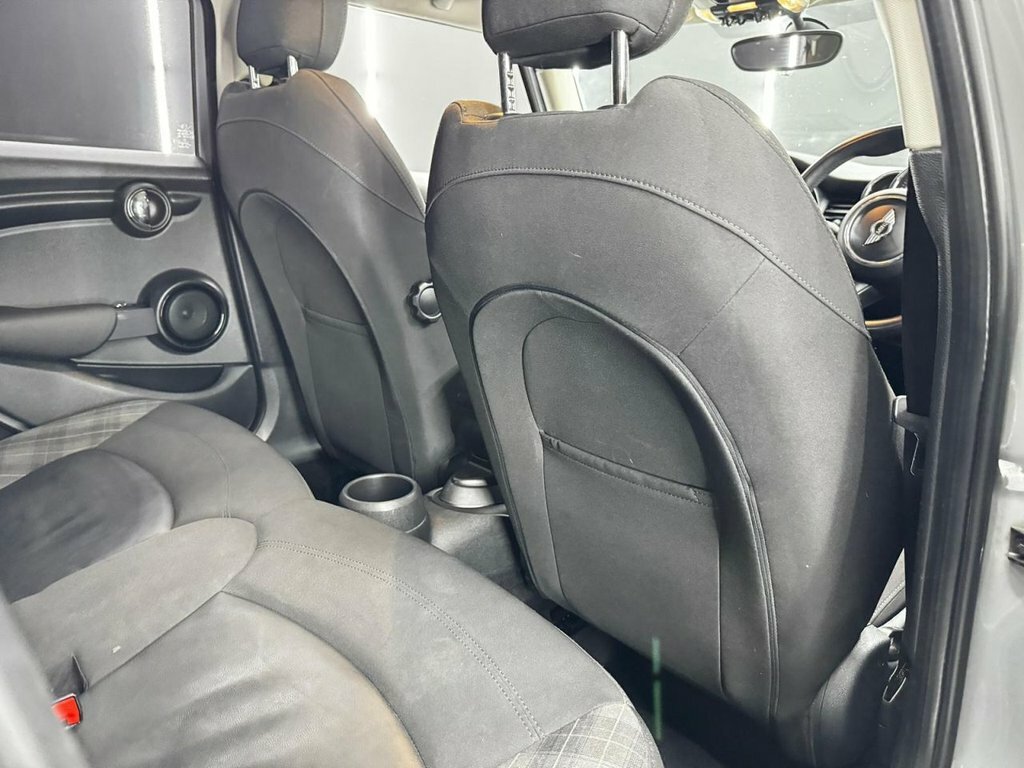 Mini Hatch 1.2 One Black #14