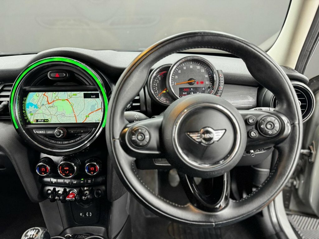 Mini Hatch 1.2 One Black #7