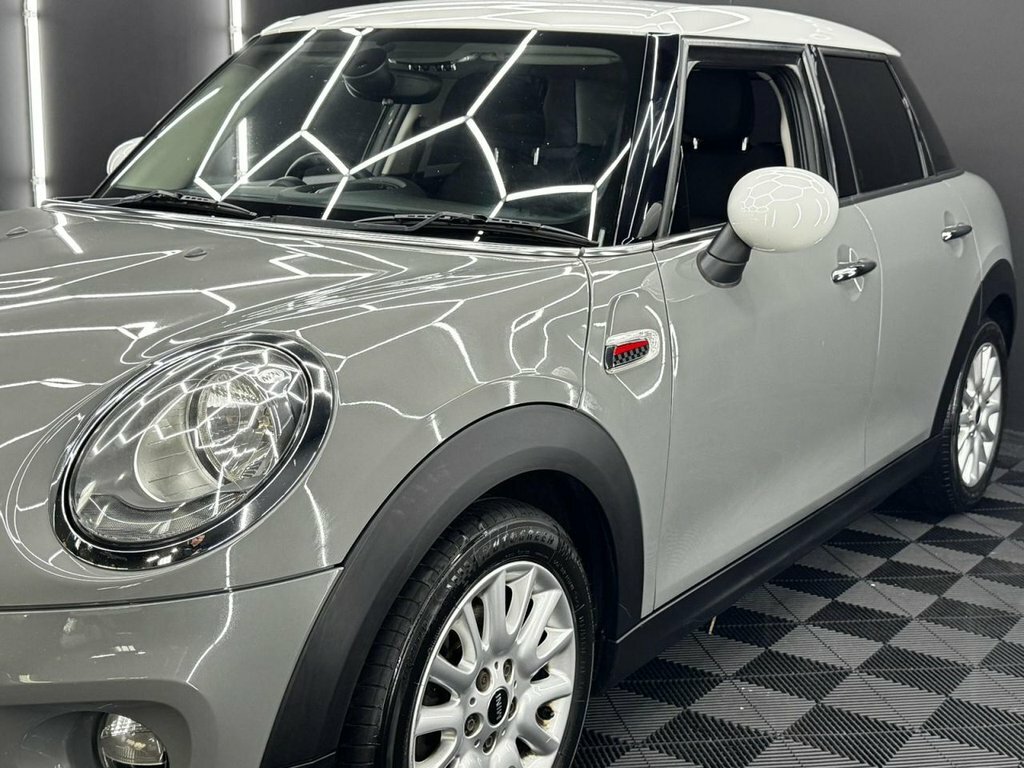 Mini Hatch 1.2 One Black #16
