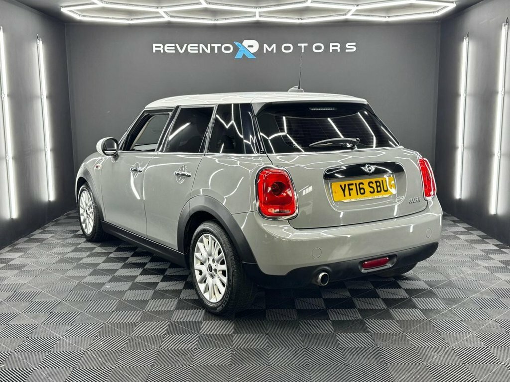 Mini Hatch 1.2 One Black #3
