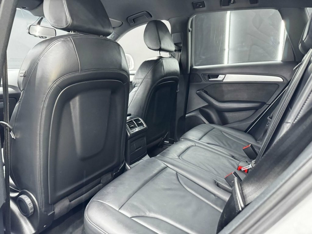 Audi Q5 2.0 Tdi 150 Quattro S Line Plus Black #22