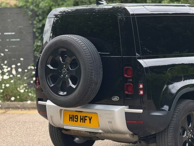 Land Rover Defender Green #89
