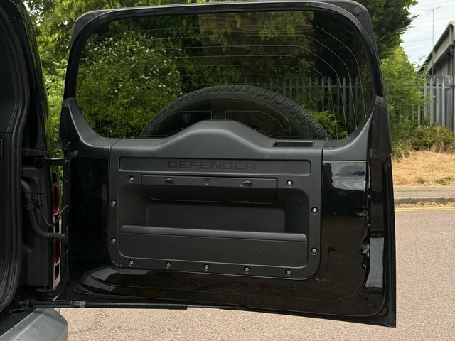 Land Rover Defender Green #64