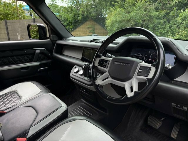 Land Rover Defender Green #10