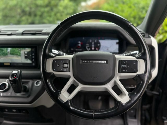 Land Rover Defender Green #20