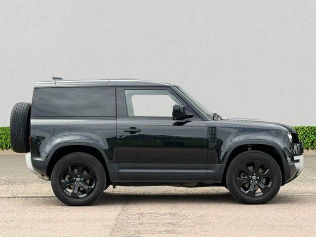 Land Rover Defender Green #8