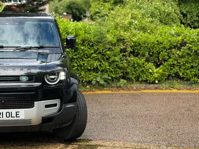 Land Rover Defender D250 Hse Grey #47