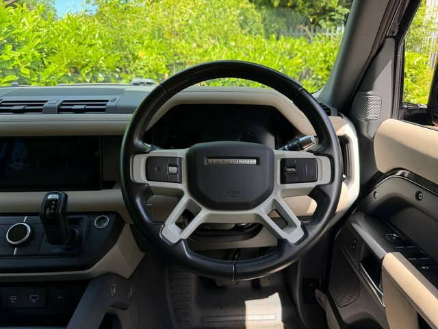 Land Rover Defender D250 Hse Grey #31