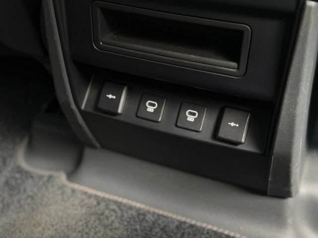 Land Rover Defender D250 Hse Grey #23