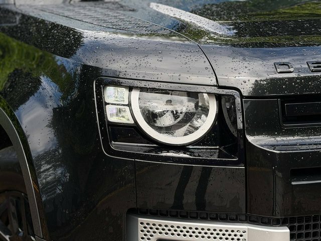 Land Rover Defender D250 Hse Grey #50