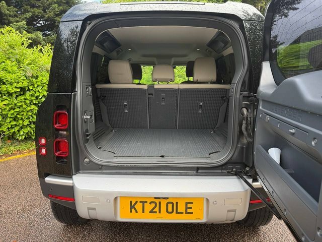Land Rover Defender D250 Hse Grey #36