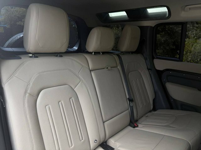 Land Rover Defender D250 Hse Grey #18