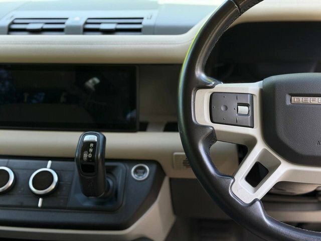 Land Rover Defender D250 Hse Grey #32