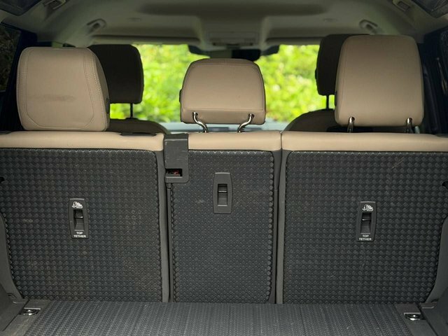 Land Rover Defender D250 Hse Grey #35