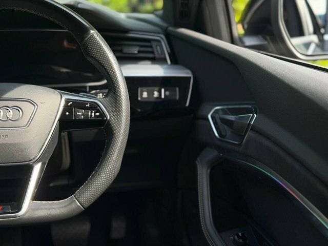 Audi E-tron 230Kw 50 Quattro 71Kwh Black Ed Cs Black #33