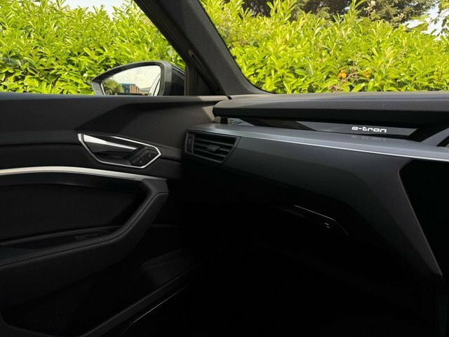 Audi E-tron 230Kw 50 Quattro 71Kwh Black Ed Cs Black #53