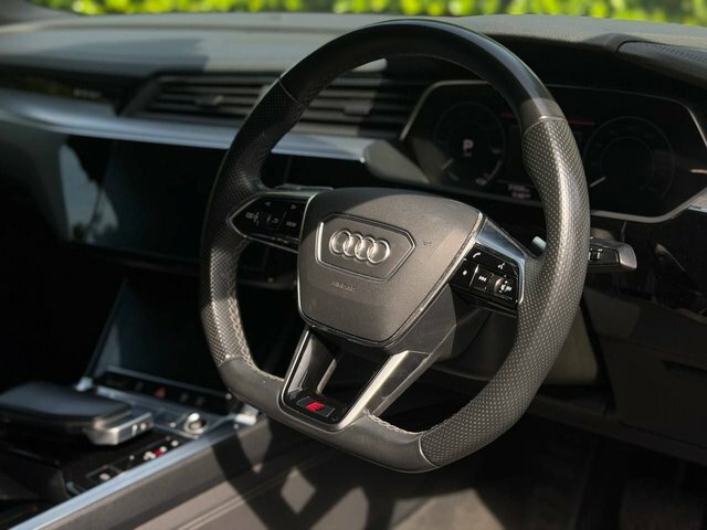 Audi E-tron 230Kw 50 Quattro 71Kwh Black Ed Cs Black #9