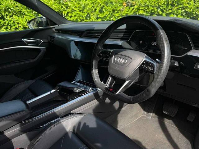 Audi E-tron 230Kw 50 Quattro 71Kwh Black Ed Cs Black #10