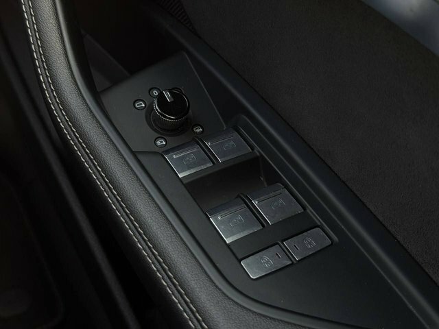 Audi E-tron 230Kw 50 Quattro 71Kwh Black Ed Cs Black #44